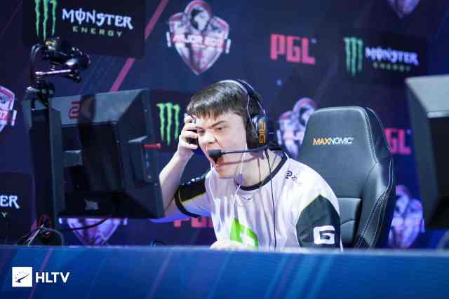 不断进步的 不断进步的