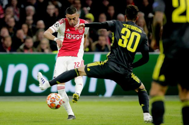 波蒂斯在关 波蒂斯在关