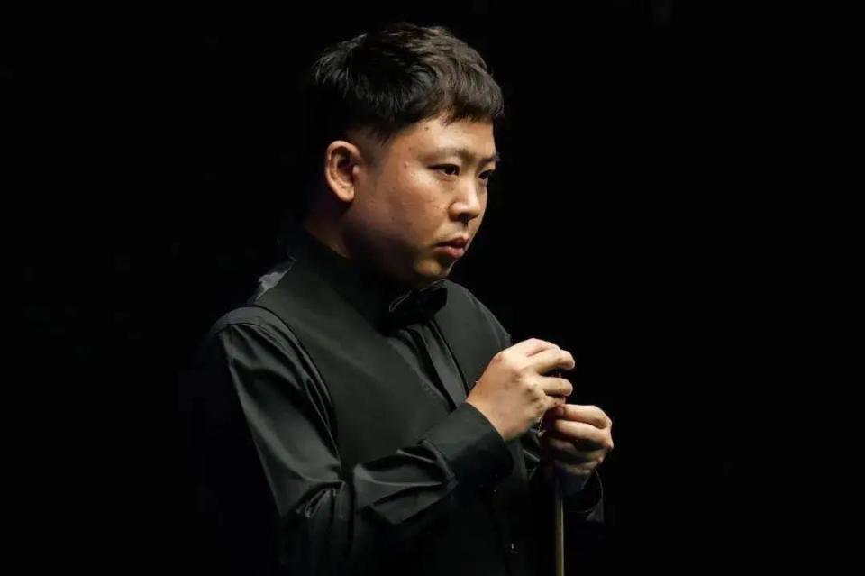 的表现骨肉 的表现骨肉